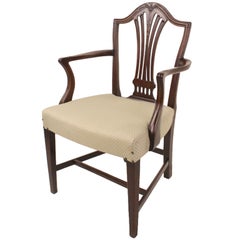 Fauteuil ancien du XVIIIe siècle en acajou géorgien