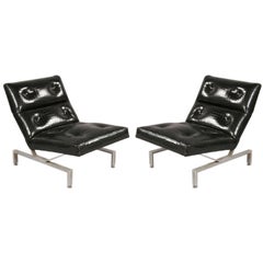 Pair of Italian Mid-Century Modern Cantilevered Lounge Chairs 