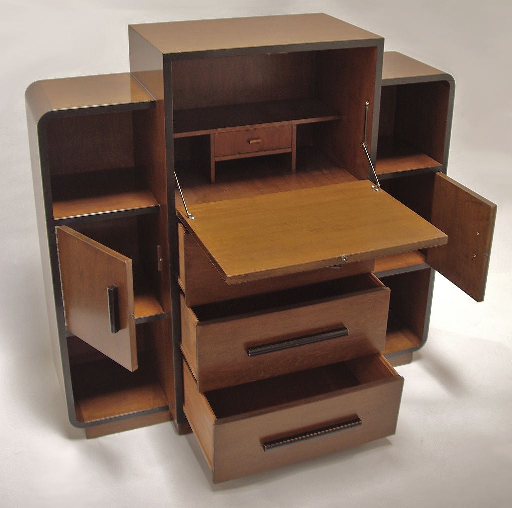 Mid-20th Century 1930s American Streamline Desk/Cabinet/Dresser