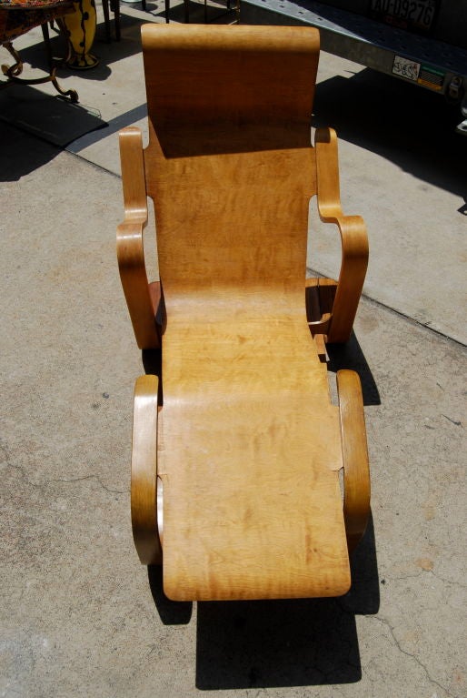 Marcel Breuer Isokon Chaise 1