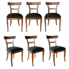 Antique Elegant Set of 6 Italian Neoclassical Style Walnut Dining Chairs