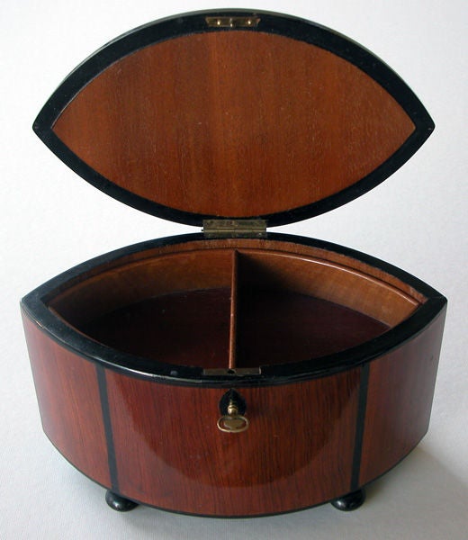 A Stylish German Art Deco Mahogany Elliptical-Form Box with Ebony Inlay In Excellent Condition In San Francisco, CA