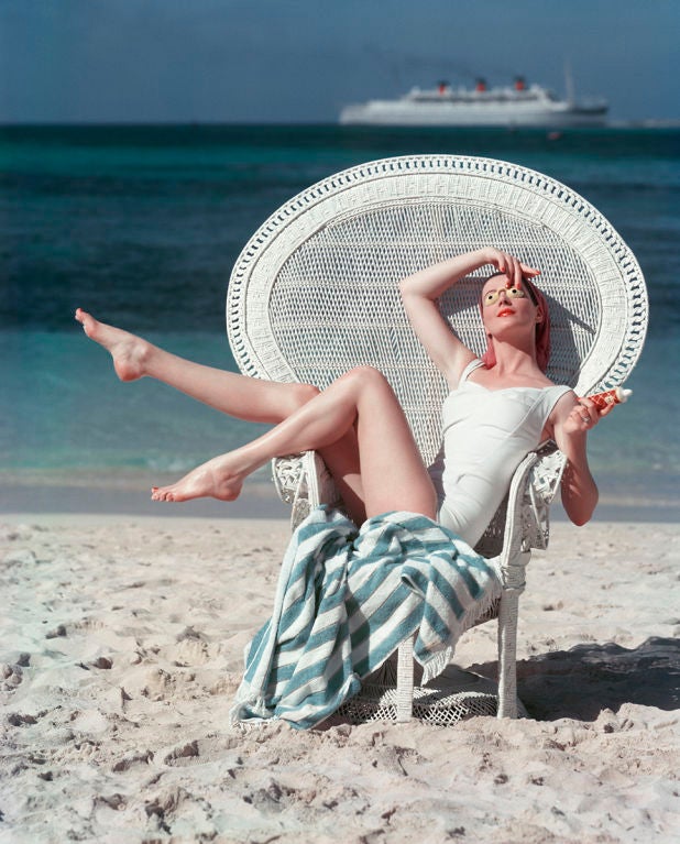 A magical moment is captured by Mark Shaw in this test shot of an unidentified model on the beach in Portofino, Italy ca. 1950. This image is an outtake from an assignment for LIFE magazine and was never intended for publication.<br />
American