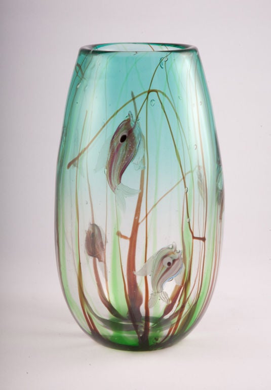 Mid-Century Modern Italian Hand Blown Tropical Fish Vase by Barbini For Sale