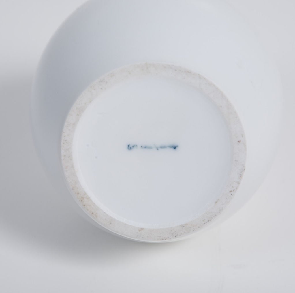 Porcelain Vase by Marguerite Wildenhain for KPM In Excellent Condition For Sale In New York, NY