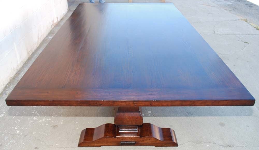 Table à tréteaux en merisier vieilli, fabriquée sur commande par Petersen Antiques Excellent état - En vente à Los Angeles, CA