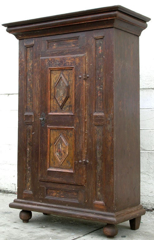 Armoire baroque suédoise du XVIIe siècle du XVIIe siècle Bon état - En vente à Los Angeles, CA