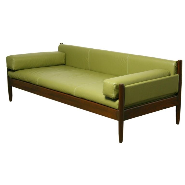 Sergio Rodrigues Jacaranda daybed for OCA, Brasil