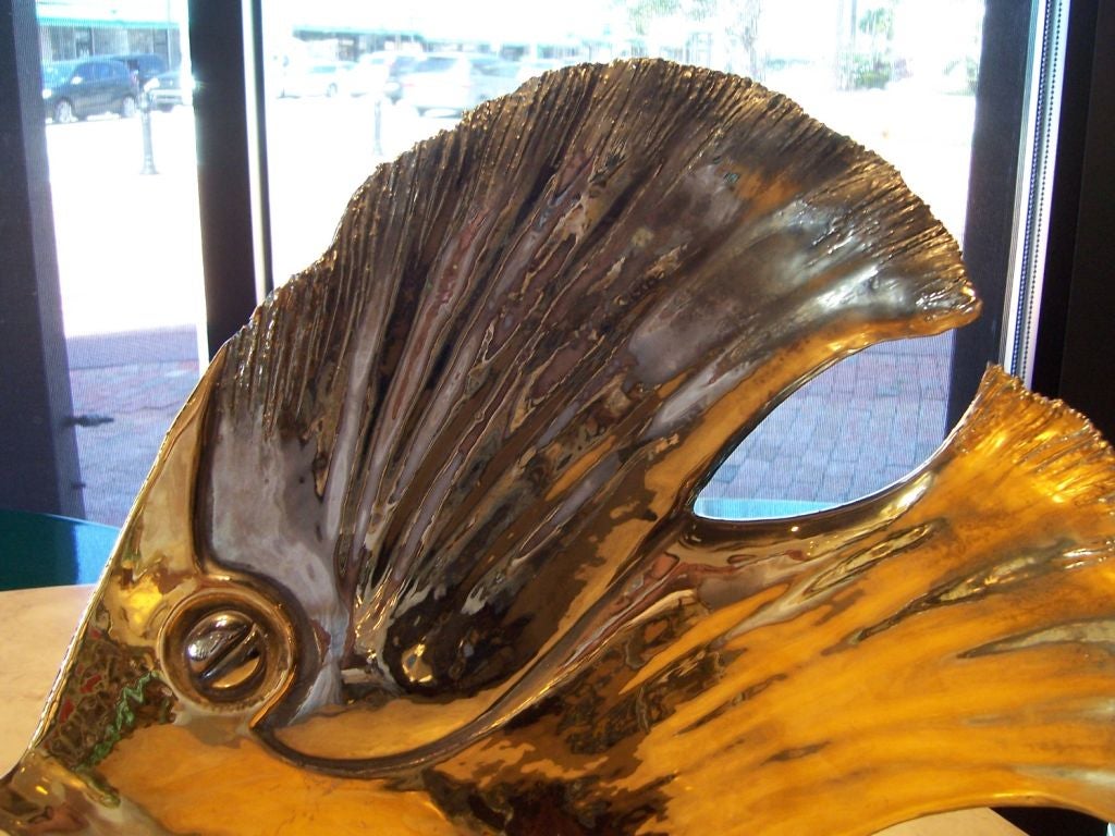 P. GRANCHI Oversized Glazed Ceramic Fish on Lucite Bases In Excellent Condition In Miami, FL