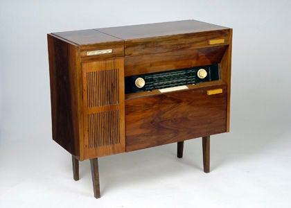czech mid-century radio - turntable
