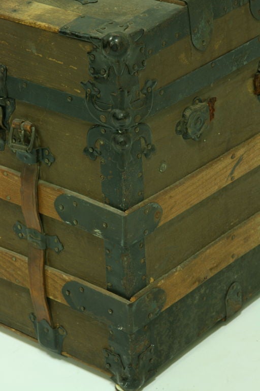 Early 1900's  American Trunk 6