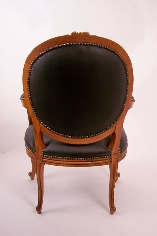20th Century French Louis XV Style Armchair with Black Leather Upholstery For Sale