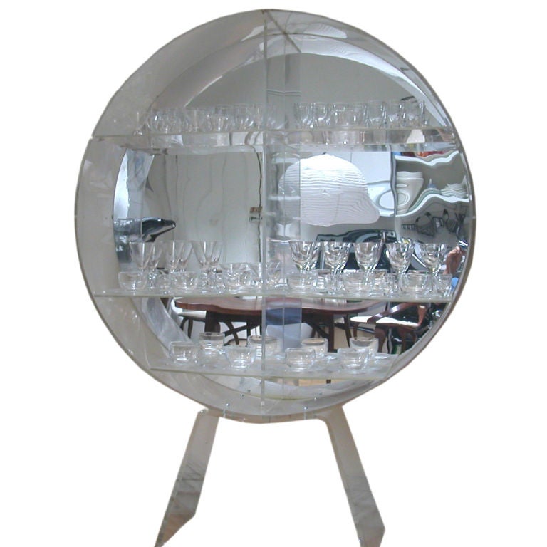 Vintage Mid Century Modern Circular Mirrored And Lucite Vitrine For Sale