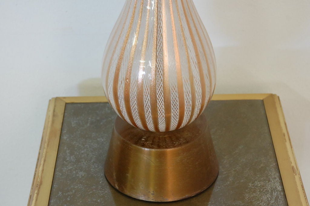 Lámpara alta de mesa de cristal de Murano de Dino Martens para Aureliano Toso Patinado en venta