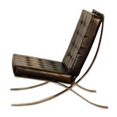 Large Mies van der Rohe Style Black Leather Lounge Chair 12