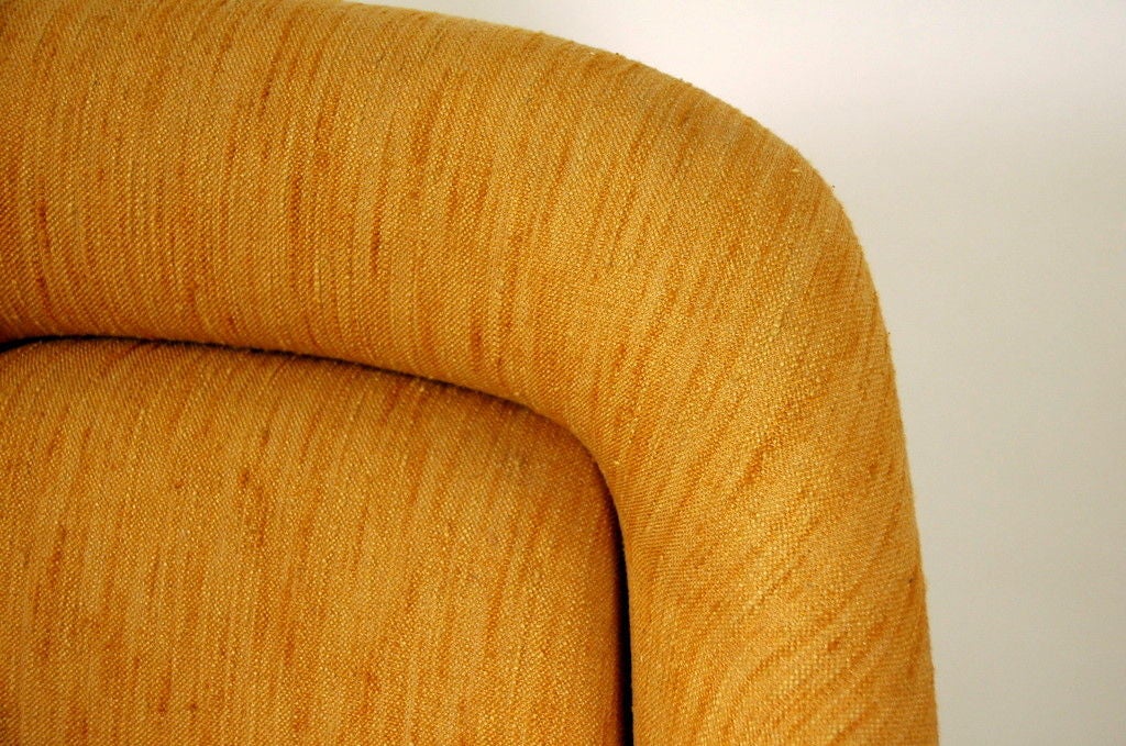 Swivel chair designed by Max Pearson for Knoll 4