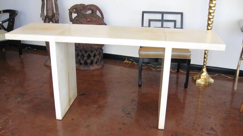 MINIMALISTIC GOAT SKIN CONSOLE