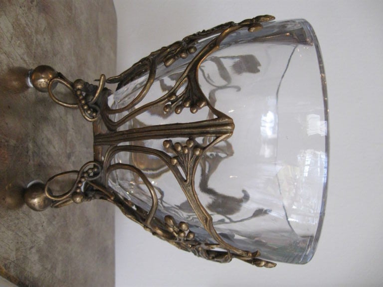 ART NOUVEAU BRONZE AND GLASS ORMOLU BOWL 2