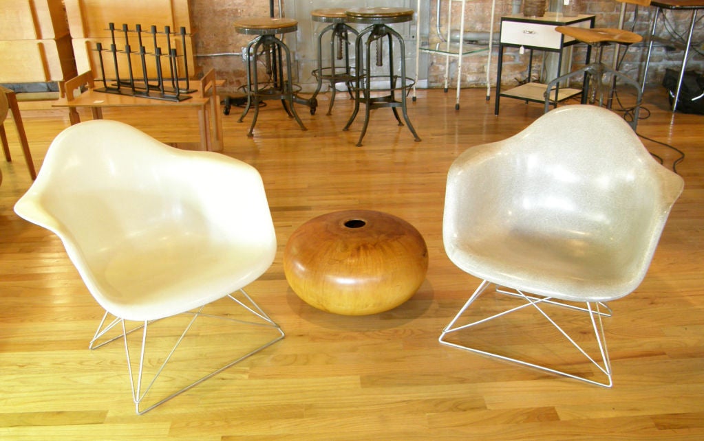 Monumental Elmer Adams turned wood pot