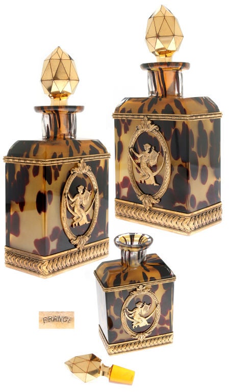 These are a really handsome pair of perfumes bottles. They are good sized and the detailing is very nicely done.