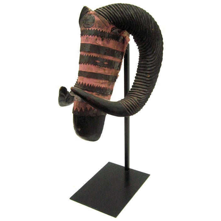 African Ram
s Head Wooden Puppet