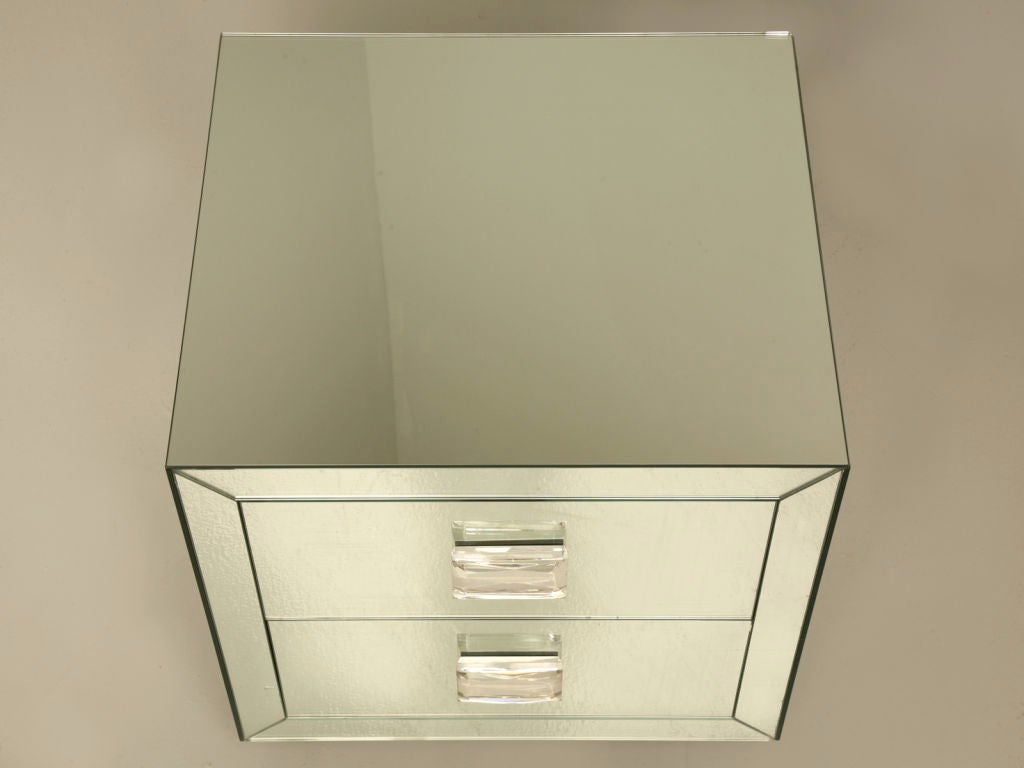 mirrored drawer knobs