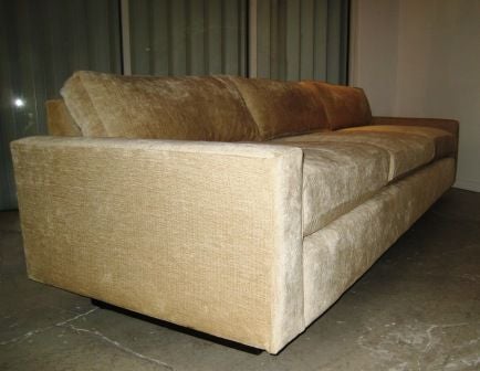 CLASSIC HARVEY PROBBER SOFA