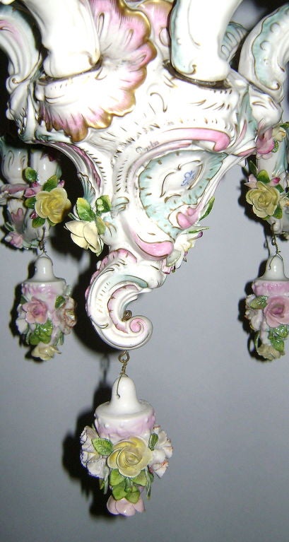 Lampadario di Meissen Porcelain In condizioni buone in vendita a New York, NY