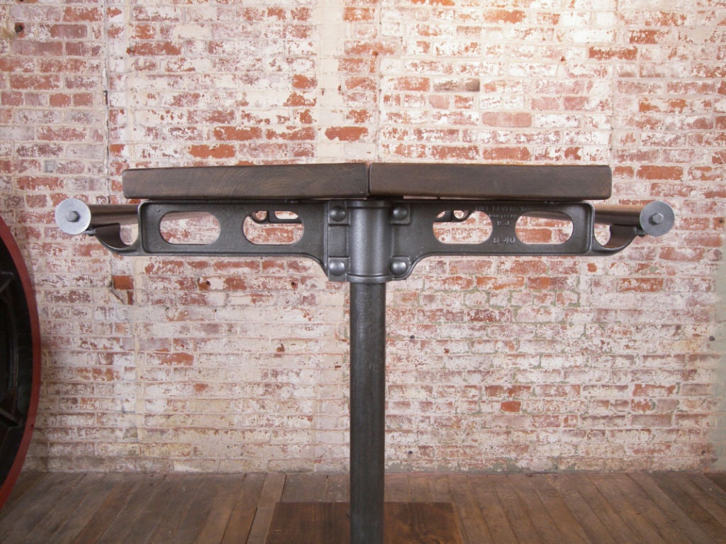 Industrial Garment Hanging Rack on Casters In Excellent Condition In Oakville, CT