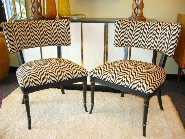 Fine Bargello Klismos Chairs, Black Painted & Parcel Gilt 4