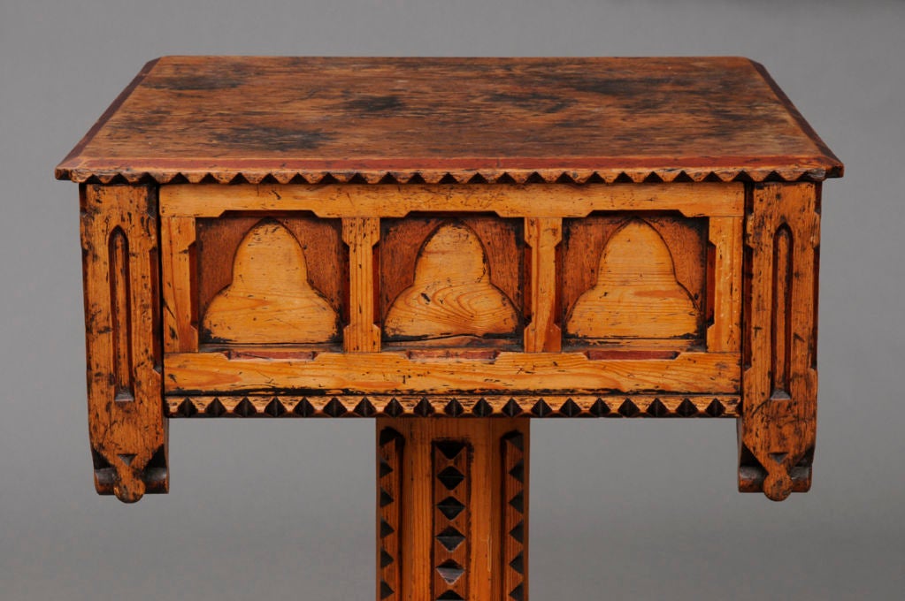19th Century English Country Gothic Pine Centre Table For Sale