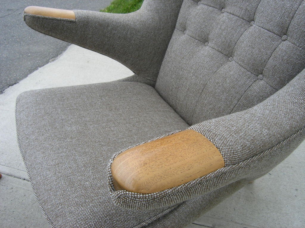 Textile Pair of Papa Bear Chairs with Ottomans by Hans Wegner