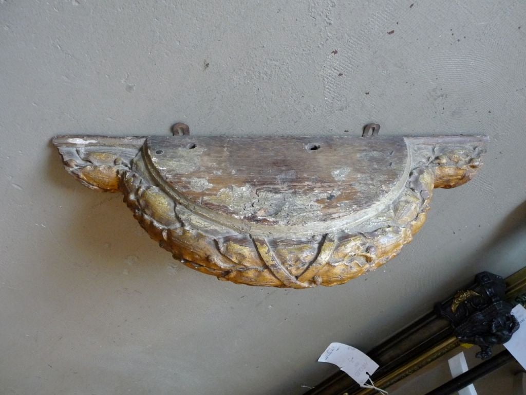 18th Century Giltwood Wall Bracket In Good Condition In Boston, MA