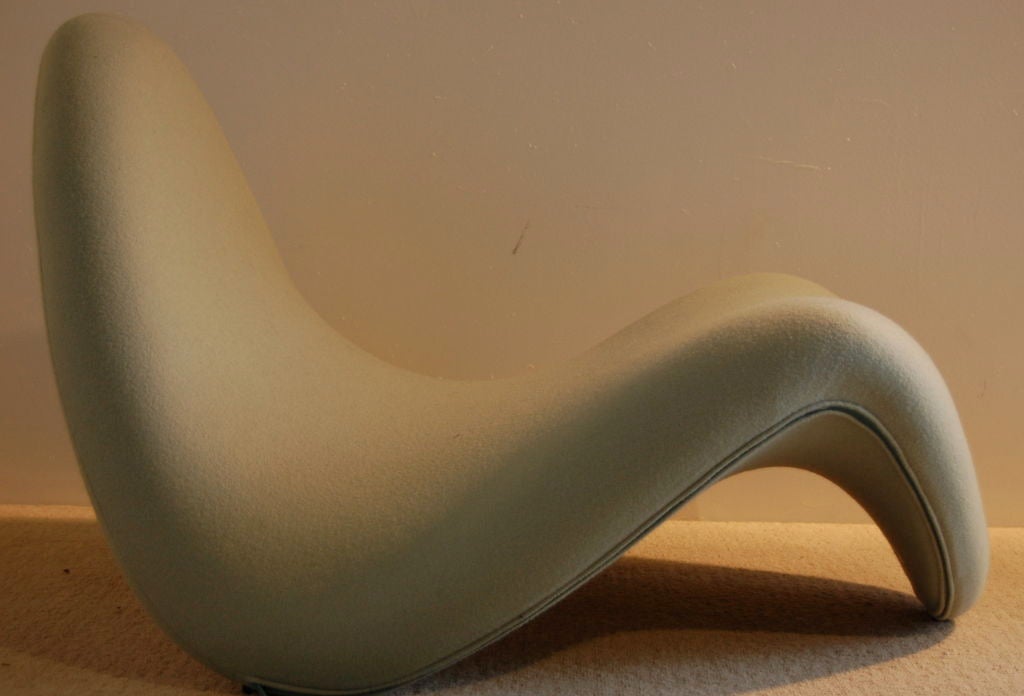 PIERRE PAULIN ; TONGUE CHAIR , LABELLED