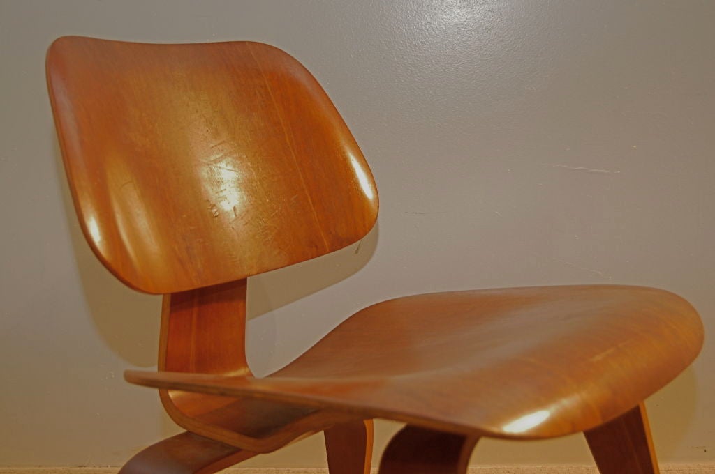 Mid-20th Century CHARLES AND RAY EAMES LCW WITH EVANS LABEL