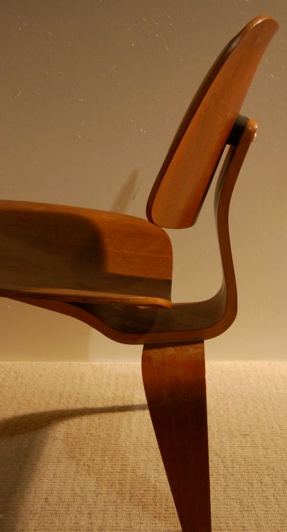 CHARLES AND RAY EAMES LCW WITH EVANS LABEL 1