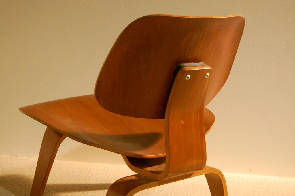 CHARLES AND RAY EAMES LCW WITH EVANS LABEL 5