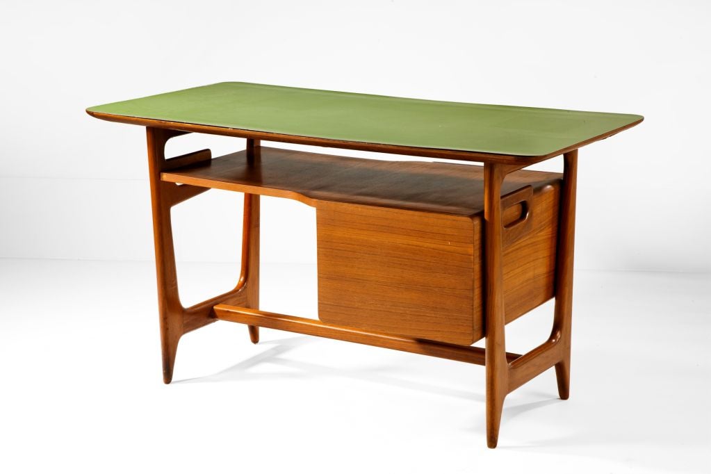 Mid-20th Century Desk attributed to Ico Parisi