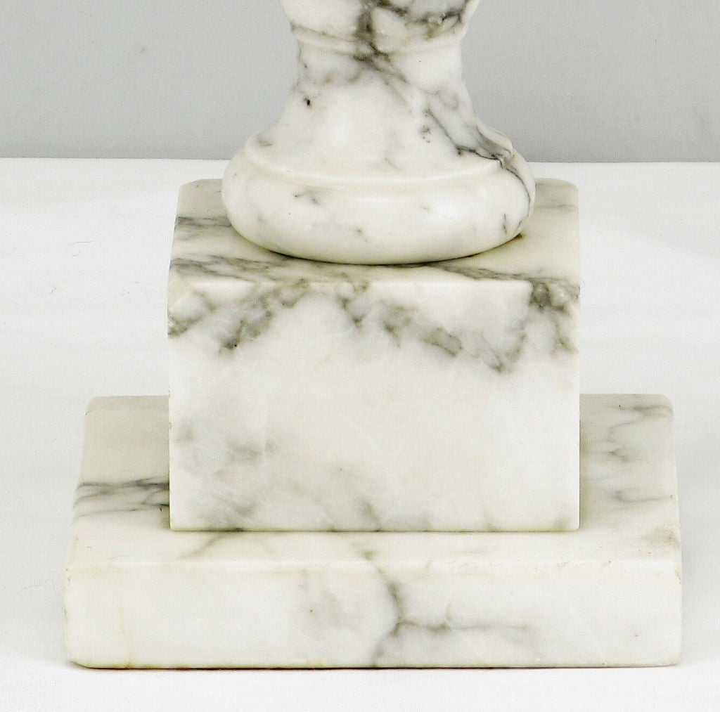 Pair Italian Carrara Marble Table Lamps With Shell Motif For Sale 1