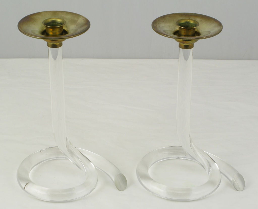Pair Dorothy Thorpe Style Serpentine Lucite Candlesticks at 1stDibs