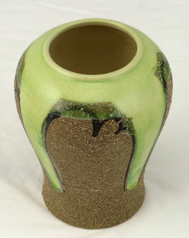 Américain Vase en forme de jarre de gingembre et de sable brut en vente