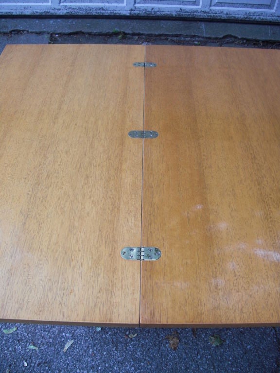1950's knee-hole extendable desk 1