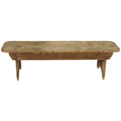 19TH CENTURY PINE WATER BENCH WITH NATURALLY BLEACHED PATINA