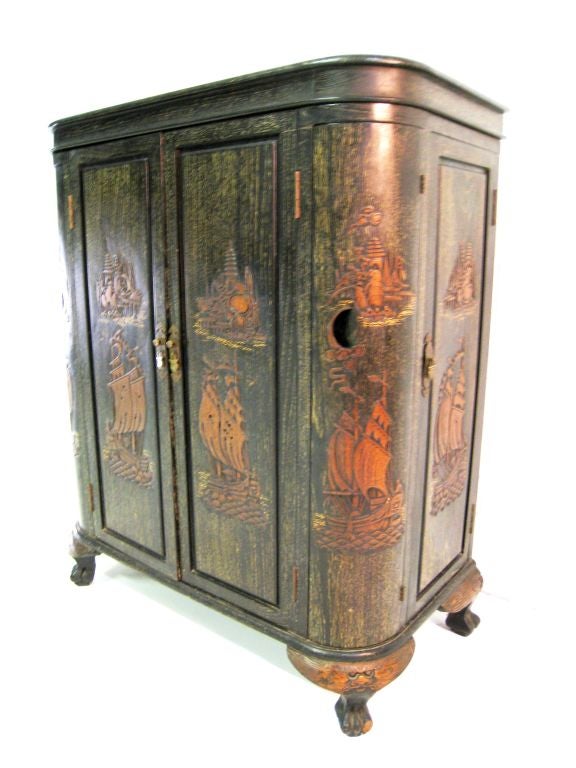 1940s Chinoiserie Cabinet For Sale 1