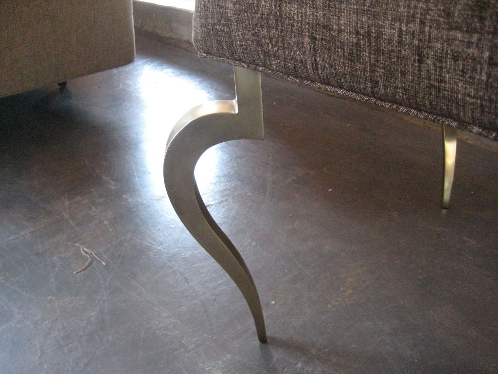 Bench with solid brass curved legs 2