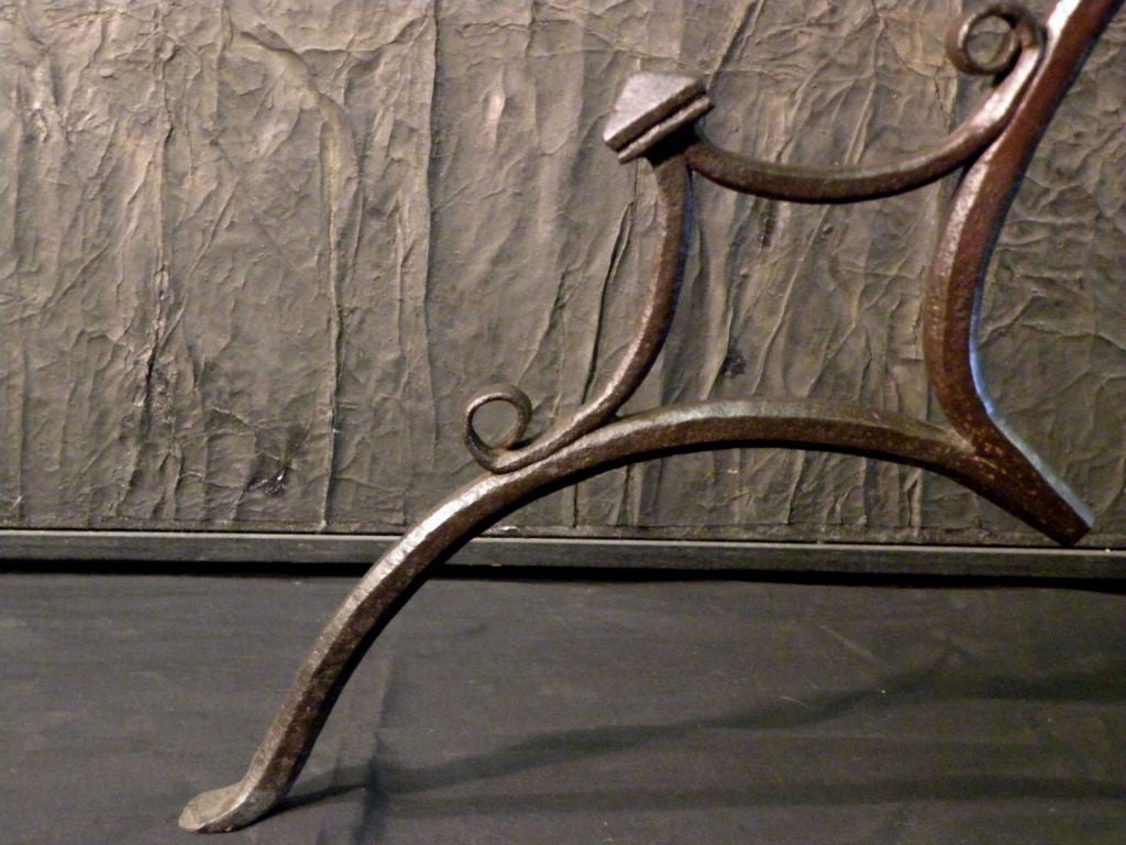 Rare Medieval Wrought Iron Round Table / Stand with Porphyry top For Sale 2