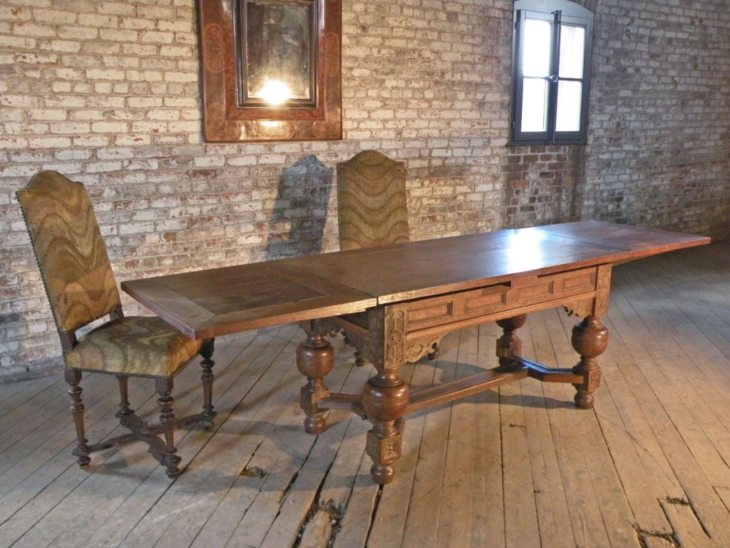 Dutch Baroque Drawleaf Table 1