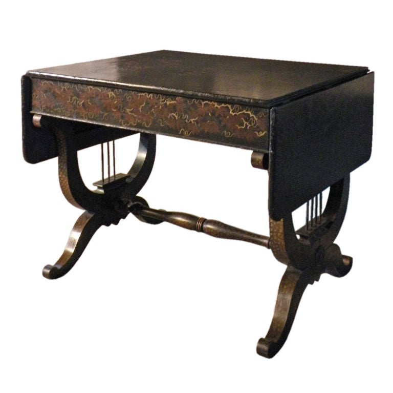 Table de canapé Regency anglaise du 19ème siècle avec décoration de chinoiserie noire