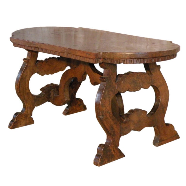 Late 17th Century Petite Italian Baroque Low Walnut Table For Sale
