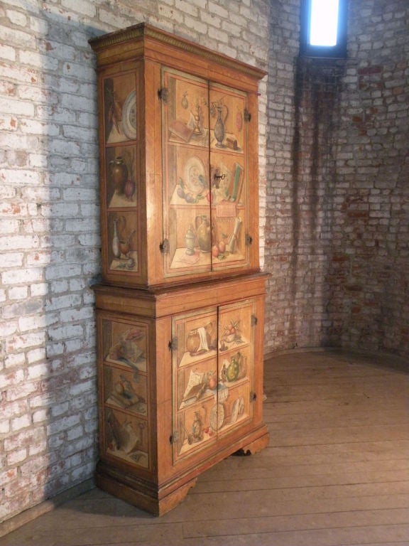 armadio veneziano antico